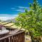 Town Centre Location with Stunning View - Unit 1 - Квінстаун