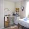 Lenard Charles Bed & Breakfast - Juvigny-sous-Andaine