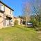 Awesome Home In Saint Quentin La Poter With Wifi And 3 Bedrooms - Saint-Quentin-la-Poterie