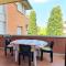 Residence Peschiera - Two Bedroom Apartment with Balcony