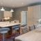 Gorgeous Central Edinburgh 3-Bedroom Apartment