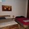 Casa Lucys Hostal - Granada