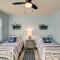 #82 Spectacular Condo Ideal Location 2BDR/2Parking