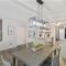 #51 Superior Condo Ideal Location Pool 3BDR/2 Park