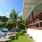 Queen Malesso Houseboat