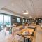 B&B HOTEL Brest Centre Port de Commerce
