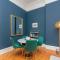 South Learmonth Gardens Apartment