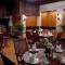 Royal Senyiur Hotel