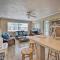 Cozy Ormond Beach Bungalow Steps to the Sand