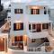 Lefteris Houses