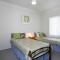 All Seasons Port Elliot Holiday House
