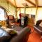 Hakuna Matata Safari Lodge - Sublime, off-grid digital detox with hot tub - Shelsley Walsh