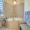 Lake Front Villa - Cape Coral