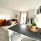 Home Crowd Luxury Apartments