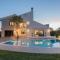 Gregory's luxury villa in Chania-70m2 pool-2000m2 garden and plot - SFakianalíon