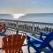 2 Bed Condo with Balcony Facing Pool and Sunsets! - تامبا