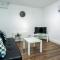 Charming 1-Bed Basement Apartment in Lewisham - London