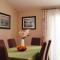 Veron Apartments