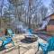 Charming Murphy Escape with Fire Pit and Hot Tub!