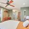 Charming Murphy Escape with Fire Pit and Hot Tub!