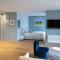 Seven Luxury Suites