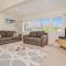 Bach Life on Seabreeze - Whangamata Holiday Home