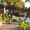 Villa Takis on Pelekas beach Apartment A with private garden and sea view