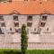 B&B Pansion Vago