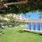 Homes of Spain, Apartamentos Paraíso Vera Playa, Ed Nuku Hiva, Bajo W con jardín y piscina privada a pie de playa, WIFI