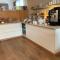 Villa Siesta, Park & Pool Living