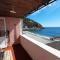 Il Terrazzino sul Mare,holiday home ON THE BEACH in Sorrento Coast