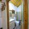 Bujtina Peshtan Guesthouse&Camping