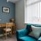 Hillside House - 2 Bedrooms parking WI-FI Hospital