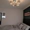 Room in Guest room - Family room with private bathroom - Edgware