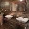 Tomatin - Luxury Two Bedroom Log Cabin with Hot Tub - Berwick-Upon-Tweed