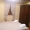 One bedroom appartement with shared pool furnished terrace and wifi at Montecarlo