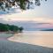 Holiday House Sunrise