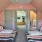 Falling Water Chalet Upper Unit Near Bike Trails!