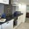 Willow Tree 1 bed Apartment - STAYSEEKERS
