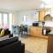 Executive 2 Bed Flat in Stockton Heath by Amazing Spaces Relocations Ltd