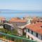 Apartments Leut 80m from the Sea