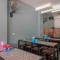 RedDoorz Plus near Patung Kuda Undip