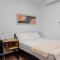 RedDoorz Plus near Patung Kuda Undip - Jatingaleh
