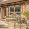 Pass the Keys Peaceful and beautiful 1 bedroom barn conversion - Chichester