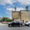 Pass the Keys Stylish 2-Bed Flat with Private Garden in Crouch End - London