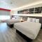 Ramada by Wyndham Anaheim Convention Center