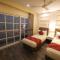 Hotel Picasso Prive Naraina Delhi - Couple Friendly Local IDs Accepted - 新德里