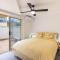 Baia Villa air con WiFi and views of Fingal Beach
