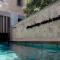 Caro Hotel