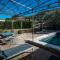 Gîte tout confort - jardin et piscine chauffée